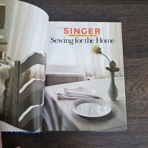 2 BOOKS * VTG SINGER Sewing Books Bundle QUILTING & HOME SEWING Topics Hardcover